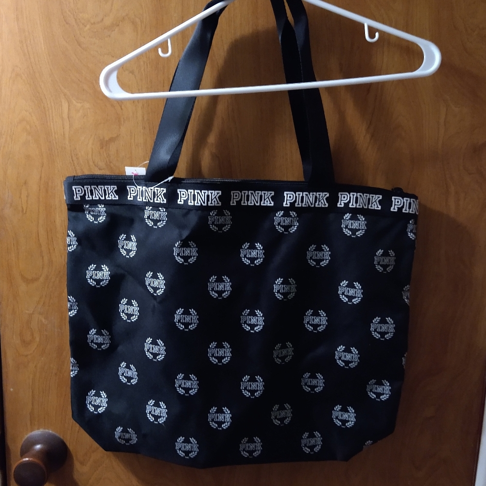 VS PINK zip up NWT bag